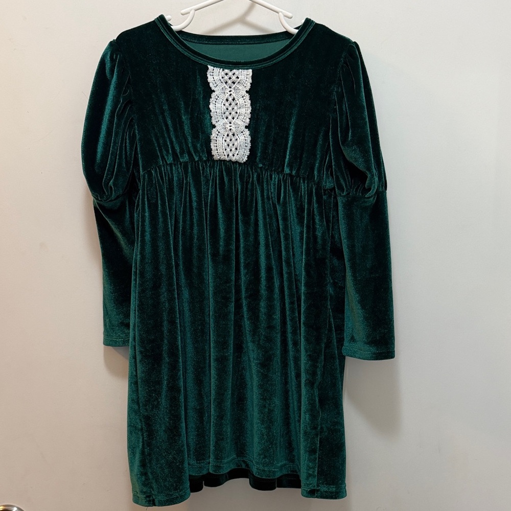 SHEIN Emerald Velvet Dress Size 4T